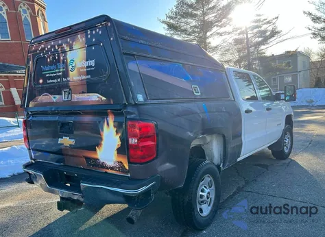 2018 Chevrolet Silverado K2500 Heavy Duty z USA, uszkodzony, nr VIN 1GC1KUEG9JF218965